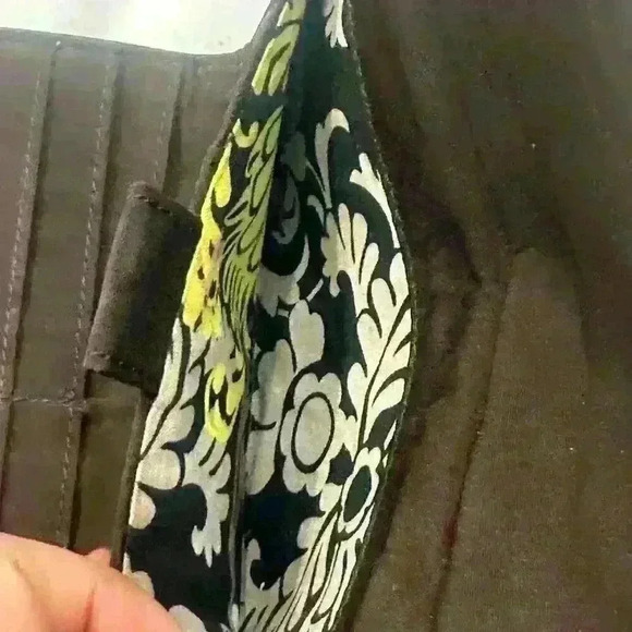 Vera Bradley Checkbook Brown Wallet EUC - Picture 8 of 11